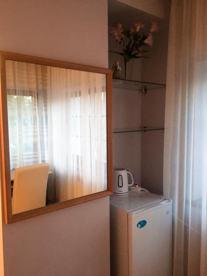 Room In Guest Room - Valensija - Large Suite Jūrkalne 외부 사진